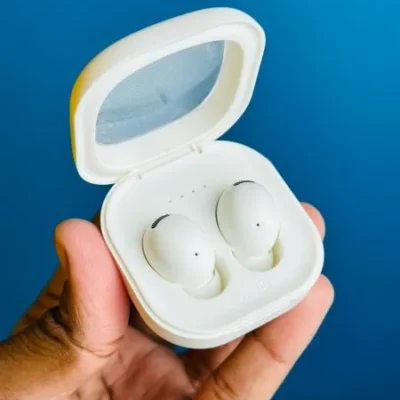 Vmex C9 Pro Wireless Earbuds-White Color